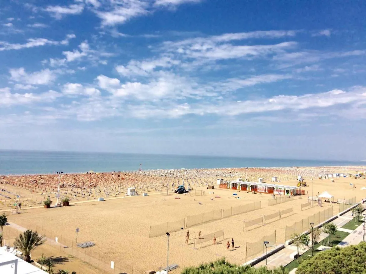 Apartment In Bibione 38308