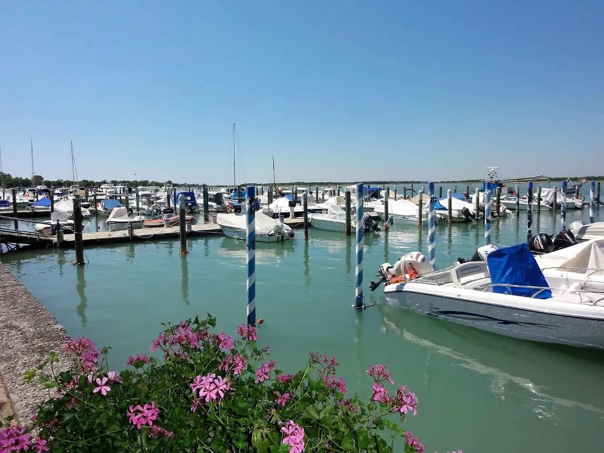 Apartment In Bibione 38308